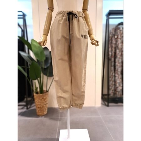 아노락 반집업 조거팬츠 세트 베이지