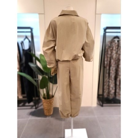 아노락 반집업 조거팬츠 세트 베이지