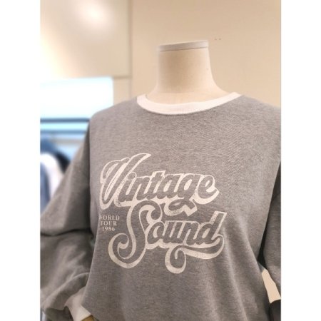 사운드 배색 맨투맨 티셔츠 그레이