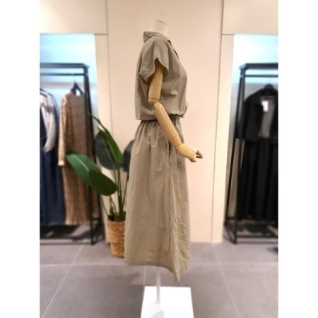 바스락 블라우스 스커트 세트 카키