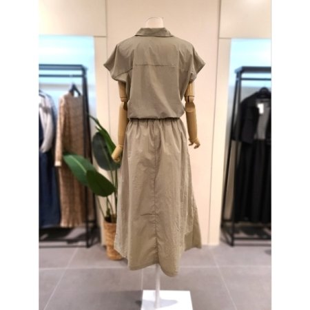 바스락 블라우스 스커트 세트 카키