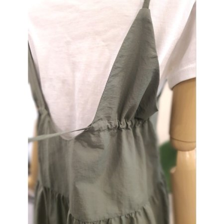 해피 스트링 캐미 원피스 카키