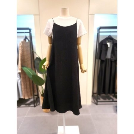 엠보 끈 레이어드 롱 원피스 크림