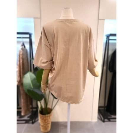 핀터 박시 티셔츠 베이지