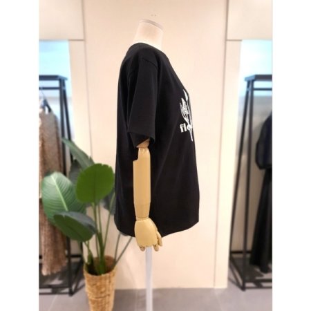 플라워 반팔 티셔츠 블랙