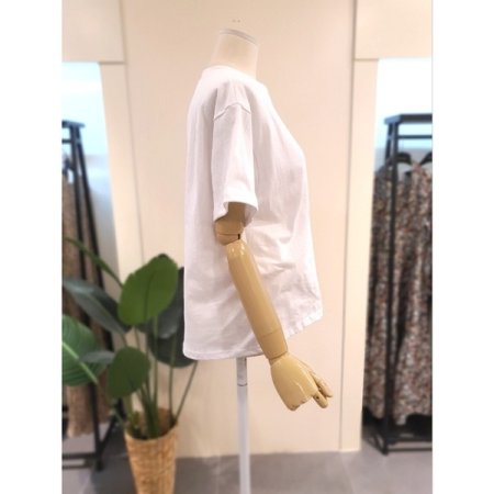 말리부 자수 반팔 티셔츠 아이보리