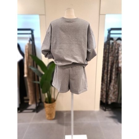 22 맨투맨 반바지 세트 2색상