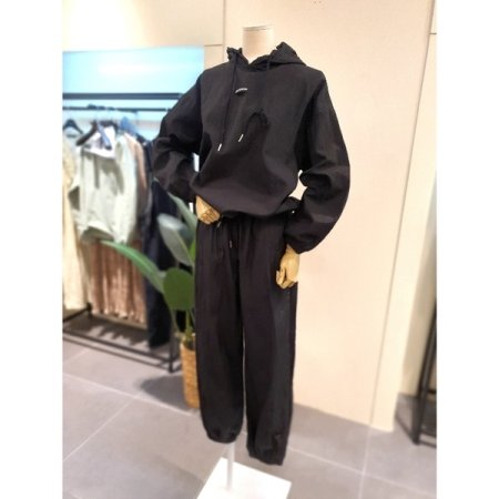바스락 후드 트레이닝 세트 블랙