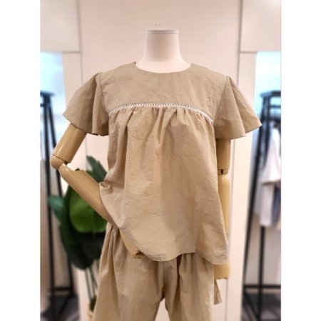 날개 블라우스 반바지 세트 베이지