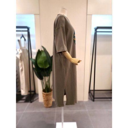 1979 5부소매 원피스 카키