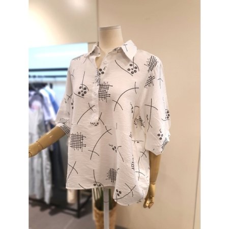 메타 카라 5부 블라우스 아이보리