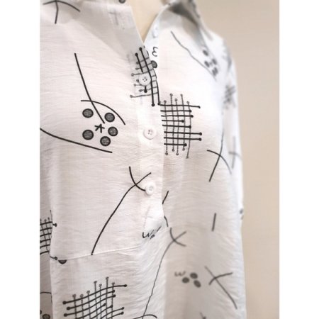 메타 카라 5부 블라우스 아이보리