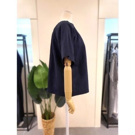 미스칸트 바스락 셔링 반팔 블라우스 네이비