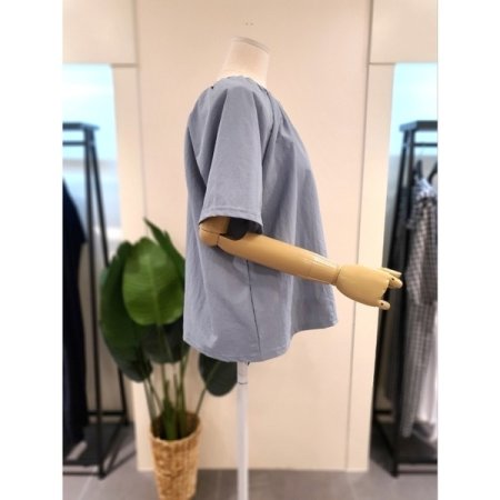 미스칸트 바스락 셔링 반팔 블라우스 스카이블루