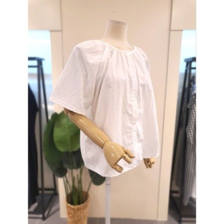 바스락 셔링 반팔 블라우스 아이보리