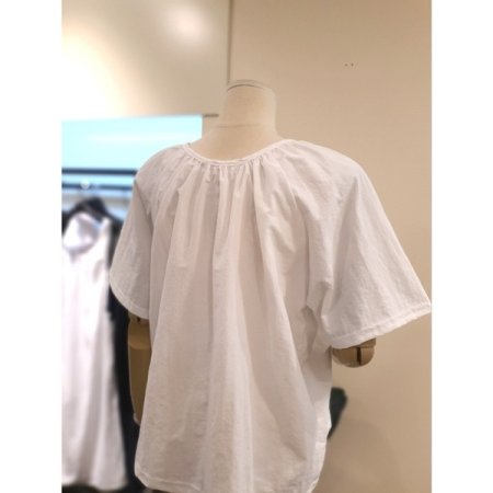 바스락 셔링 반팔 블라우스 아이보리