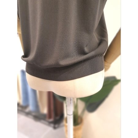 장식 민소매 니트 브라운