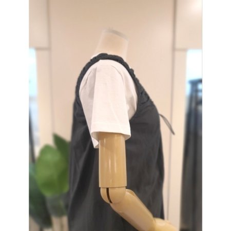 스트링 셔링 민소매 원피스 다크그레이
