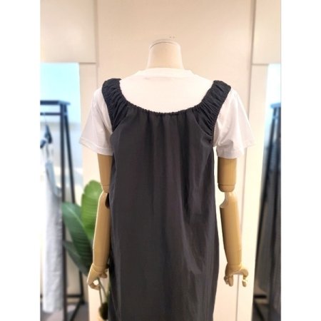 스트링 셔링 민소매 원피스 다크그레이