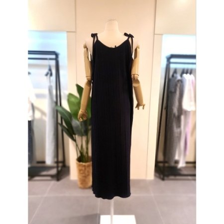 플리츠 뷔스티에 원피스 네이비