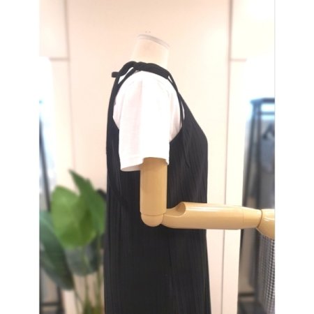 플리츠 뷔스티에 원피스 블랙