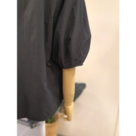 홑겹 5부소매 셔링 집업 점퍼