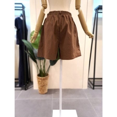 라벨 장식 4부 반바지 브라운