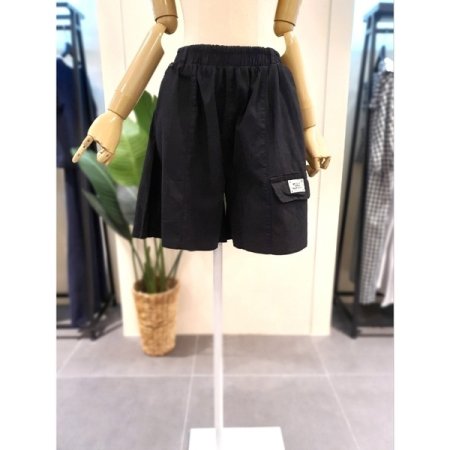 라벨 장식 4부 반바지 브라운