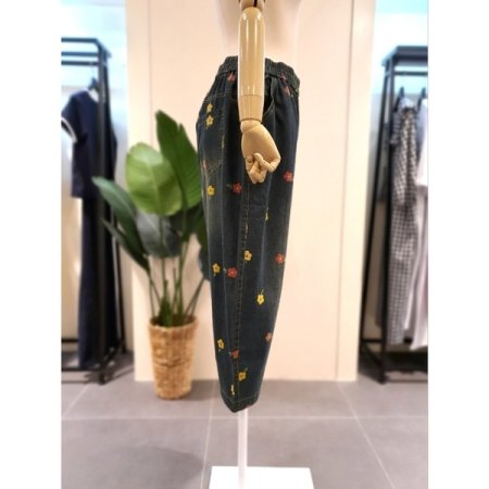 플라워 배기 데님 팬츠