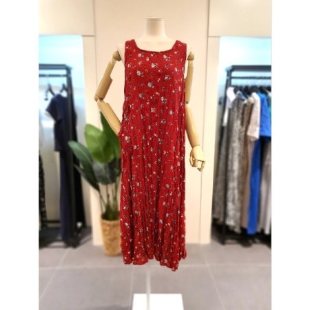 주름 플라워 민소매 원피스 블랙