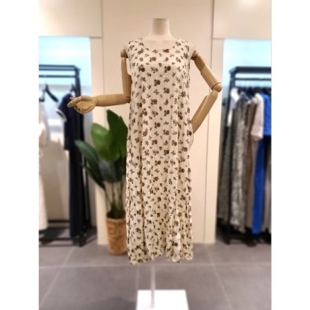 주름 플라워 민소매 원피스 블랙