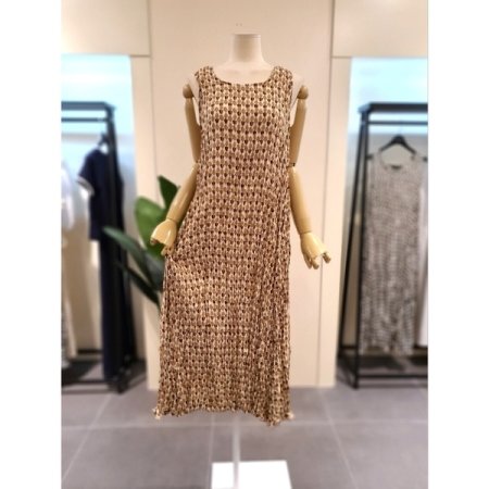 주름 민소매 프린팅 원피스 블랙