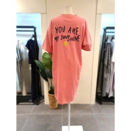 선사인 반팔 원피스 핑크