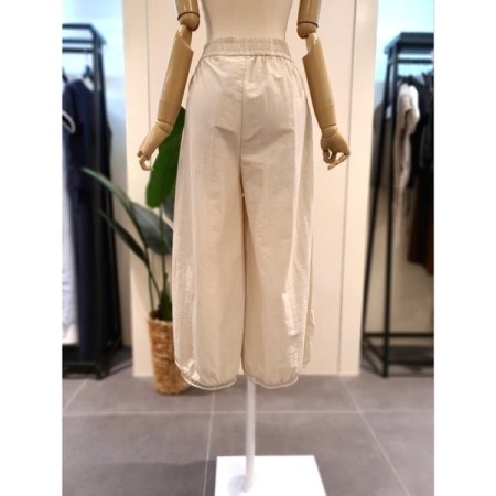 밑단 펀칭 쿨 와이드 팬츠 베이지