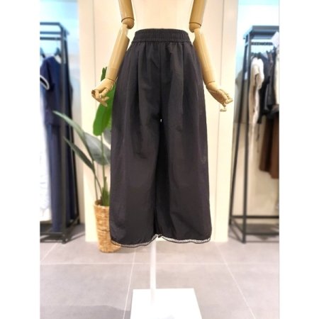 밑단 펀칭 쿨 와이드 팬츠 베이지