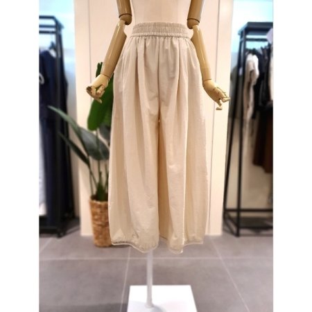 밑단 펀칭 쿨 와이드 팬츠 블랙