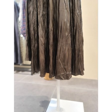 에코 레더 밴딩 스커트 카키