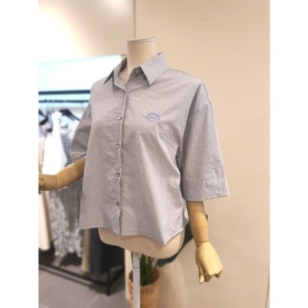 자수 스판 5부소매 셔츠 스카이블루