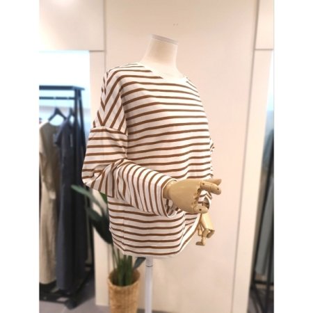 캠프 스트라이프 티셔츠 카멜