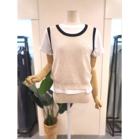 U넥 배색 엠보 니트 조끼 네이비