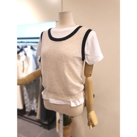 U넥 배색 엠보 조끼 배아자