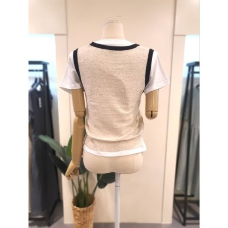 U넥 배색 엠보 조끼 배아자