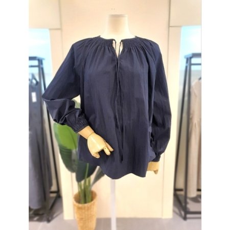 라운드넥 셔링 긴팔 블라우스 블루