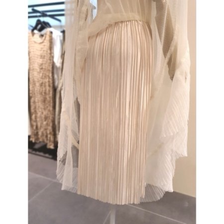 3단 프릴 밴딩 샤스커트 크림