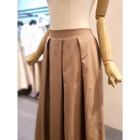 핀턱 포켓 뒷밴딩 스커트 브라운