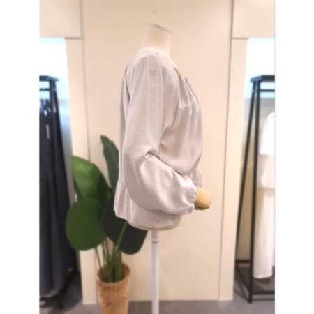 밑단 셔링 긴팔 블라우스 라이트카키
