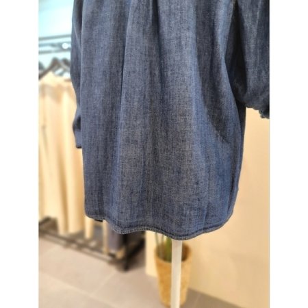 리본 노카라 데님 블라우스 다크블루