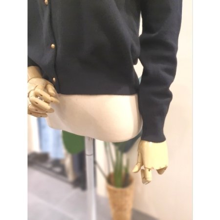 버튼 니트 긴팔 가디건 블랙