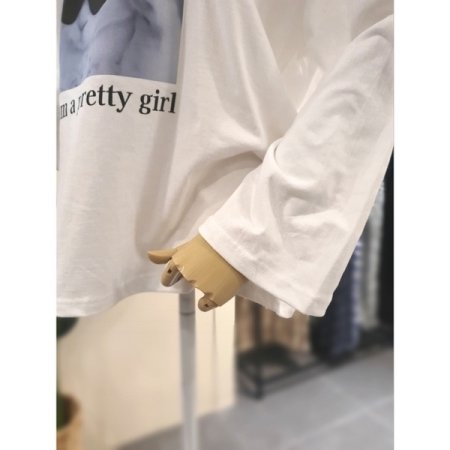 키치 프린팅 긴팔 티셔츠 아이보리