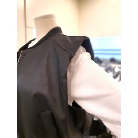 에코 가죽 벌룬 베스트 블랙